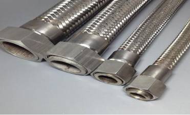 What are The Uses of Metal Hoses?